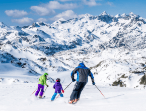 Quelles sont les meilleures stations de ski pyrénéennes proches de Toulouse ?